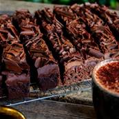 Cakesmiths Sir Choc-a-lot Fudge Cake