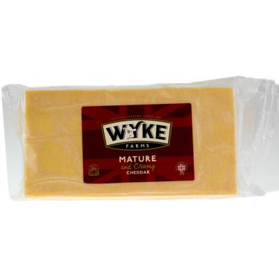Wyke Farms Mature Coloured Cheddar 600g